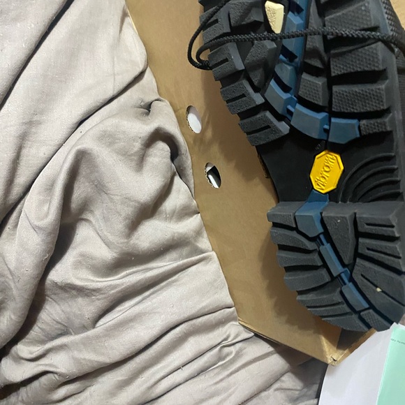 LaCrosse Men's Brown and Black SteelToe Work Boots- only tried on never worn - Picture 4 of 5